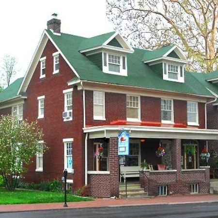 A Sentimental Journey Bed & Breakfast Gettysburg Exterior photo